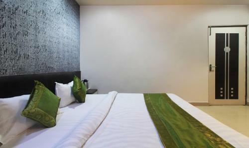 Hotel Treebo Trip Om Residency