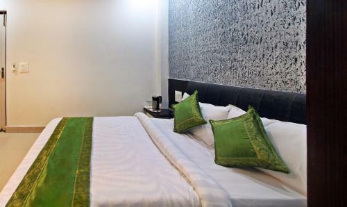 Hotel Treebo Trip Om Residency