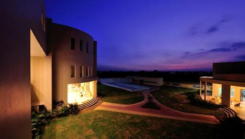 Hotel Sinclairs Burdwan