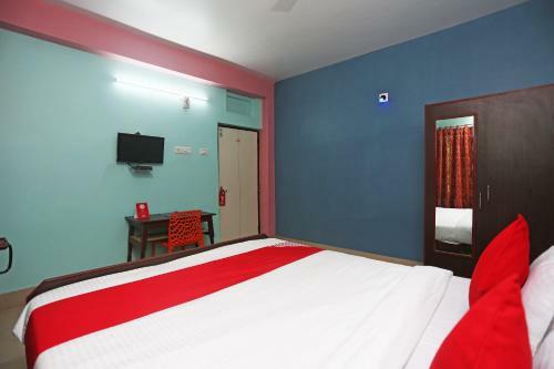Oyo 26203 Hotel Ratnodeep