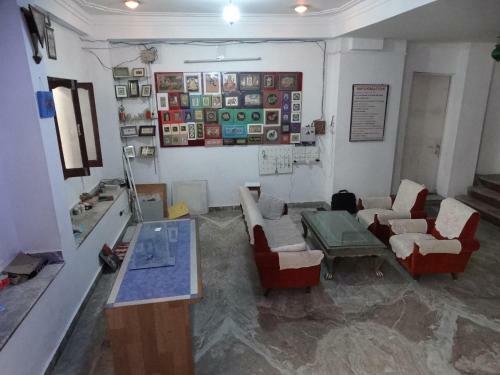 Hotel Gharaunda Guest House