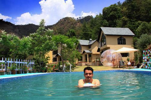 Bamboo Cottage Stay