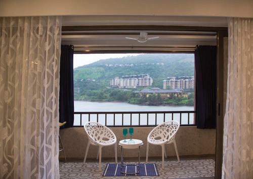 Lavasa Luxury Lakeview Studio
