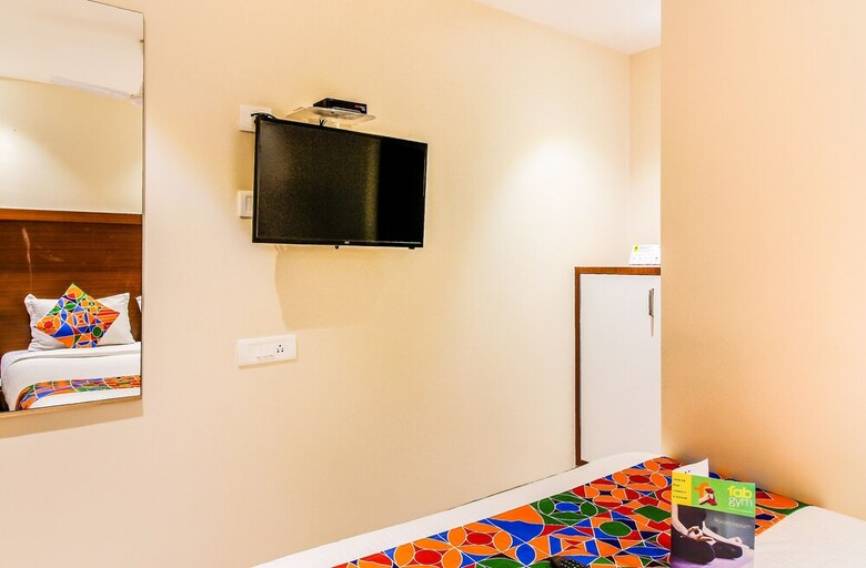 Hotel Fabexpress Sai Sunder Guestline