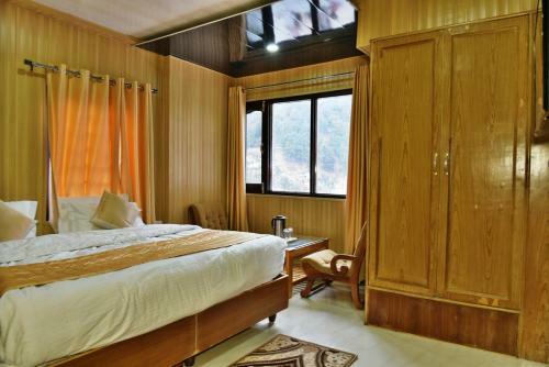 Hotel Akash