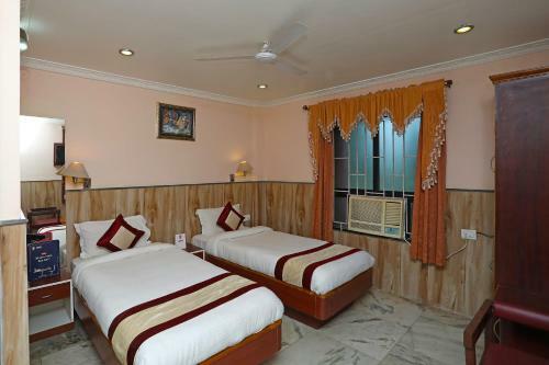 Hotel Oyo 18681 Amrapalli Resorts