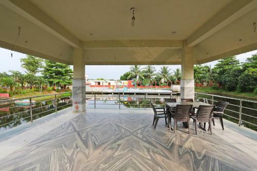 Hotel Oyo 18681 Amrapalli Resorts
