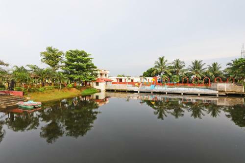 Hotel Oyo 18681 Amrapalli Resorts