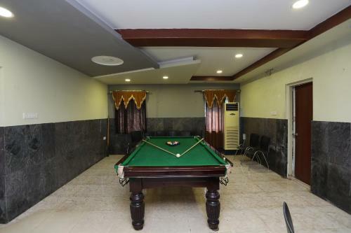 Hotel Oyo 18681 Amrapalli Resorts