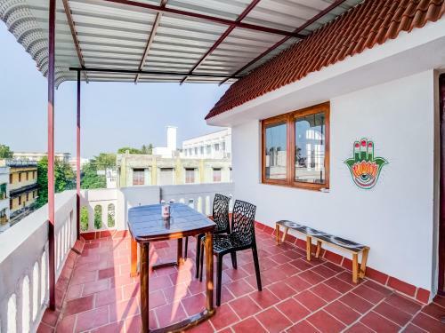 Villa Pleasant 1br Studio In White Town