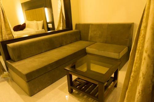 Riyavar Luxury Homestay