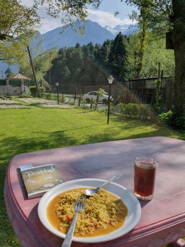 Hostal Zebrina Guest House Pahalgam