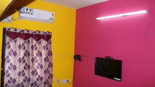 Srirangam Service Apartments
