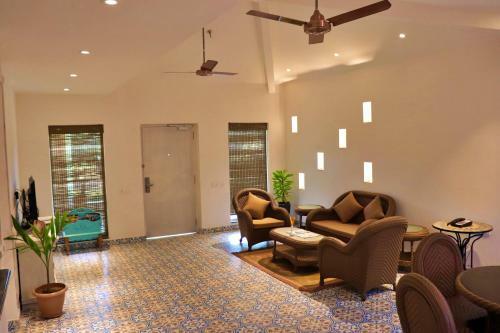 Hotel Swosti Chilika Resort