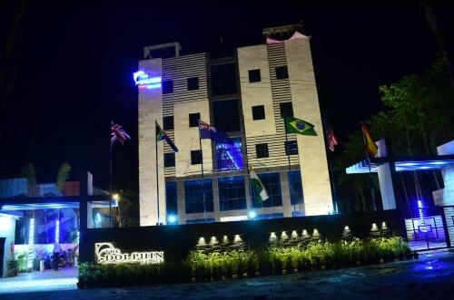 Hotel The Dolphin Palace