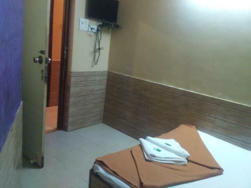 Hotel Sai Parikrama