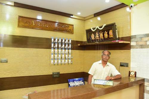 Hotel Varun Residency