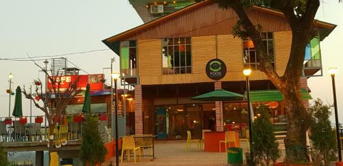 Hotel Kohinoor And Restaurant