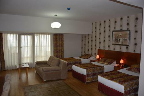 Grand Karot Hotel