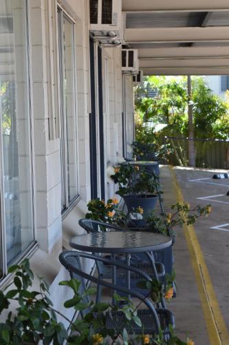 Black Diamond Motel