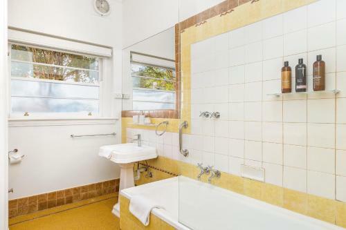 Captains Retreat B&b, Cottages And Apartments
