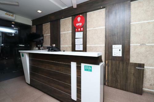 Oyo 8173 Hotel Singh Palace