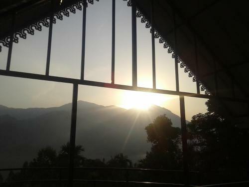 Sunrise View Holiday Home