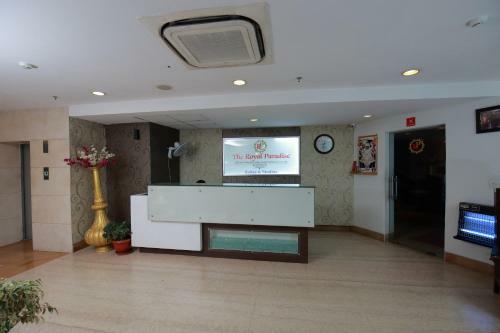 Hotel The Royal Paradise