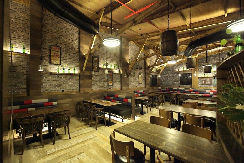 Humming Bird Hotel & Banquet