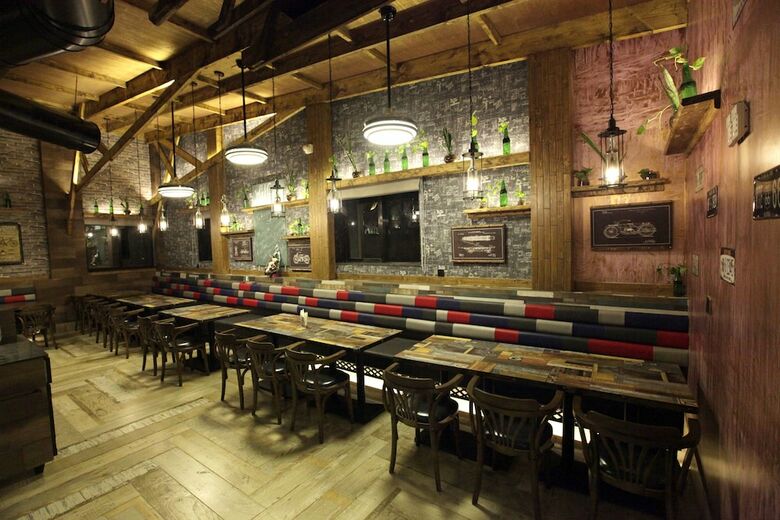 Humming Bird Hotel & Banquet