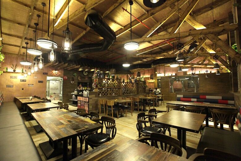 Humming Bird Hotel & Banquet