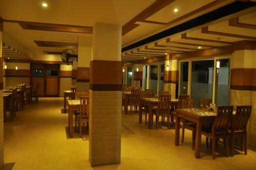 Hotel Pams