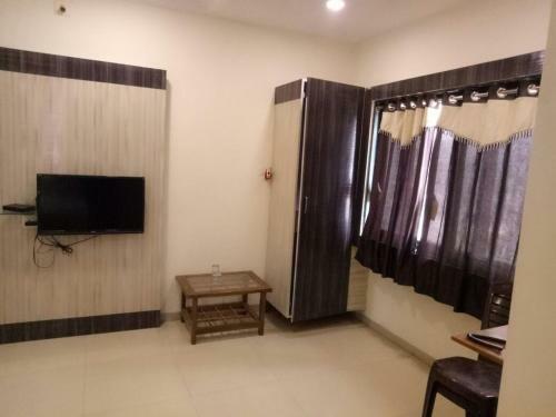 Hotel Jk Rooms 133 Ankleshwar Gidc
