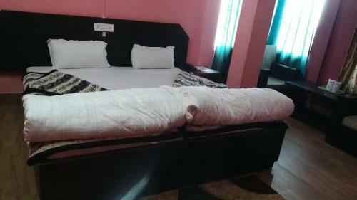 Hotel Vamoosetrail Tawang(7)