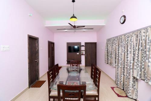 Oyo 23416 Maharaja Hotel