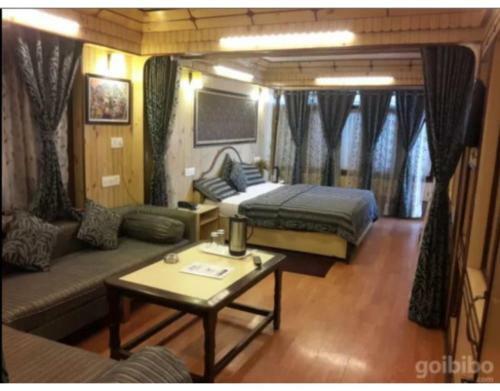 Hotel Comfortable Rooms Fitted With Modern Amenities