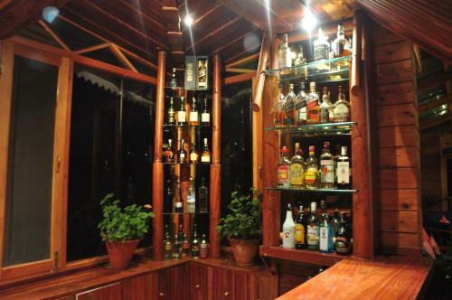 Hotel Chalets Naldehra
