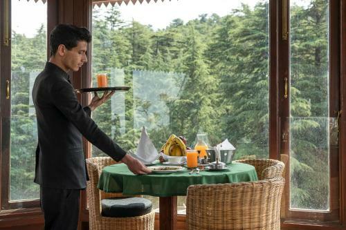 Hotel Chalets Naldehra