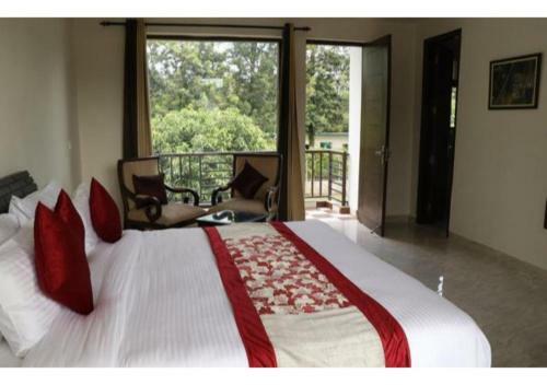 Hotel Riverside Resort In Lap Of Nature