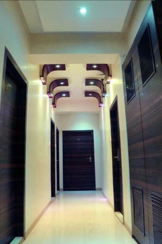 Hotel Alka Residency