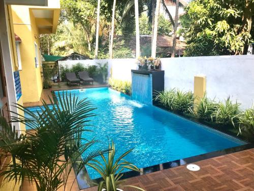 Villa 6 Bhk With Pool & Jacuzzi.