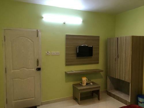 Hotel Praba Rooms And Cottages
