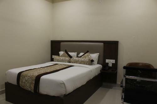 Hotel Grand Gayathri