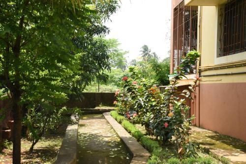 The Mango Villa