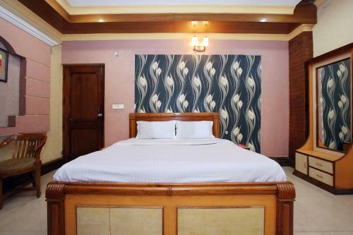 Oyo 10990 Hotel Alaska