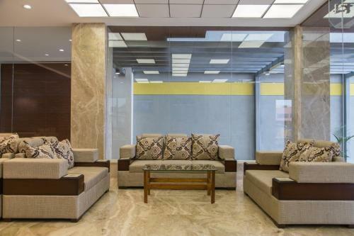 Hotel Hills Tirupattur