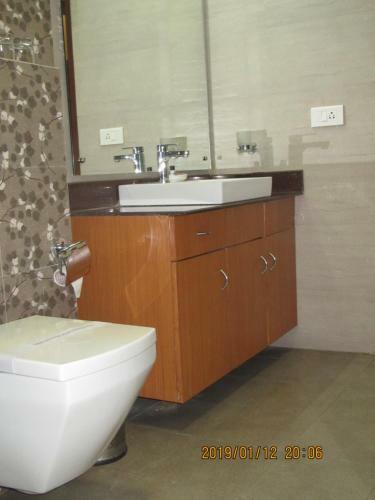 Hotel Econostay Misty Oaks