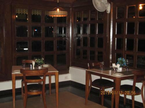 Hotel Econostay Misty Oaks