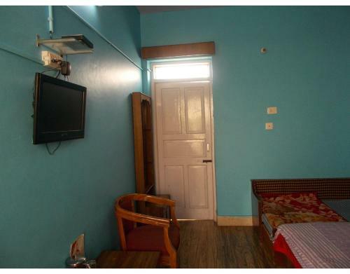 Hotel Deluxe Stay At Mall Road