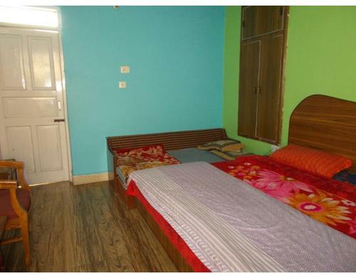 Hotel Deluxe Stay At Mall Road